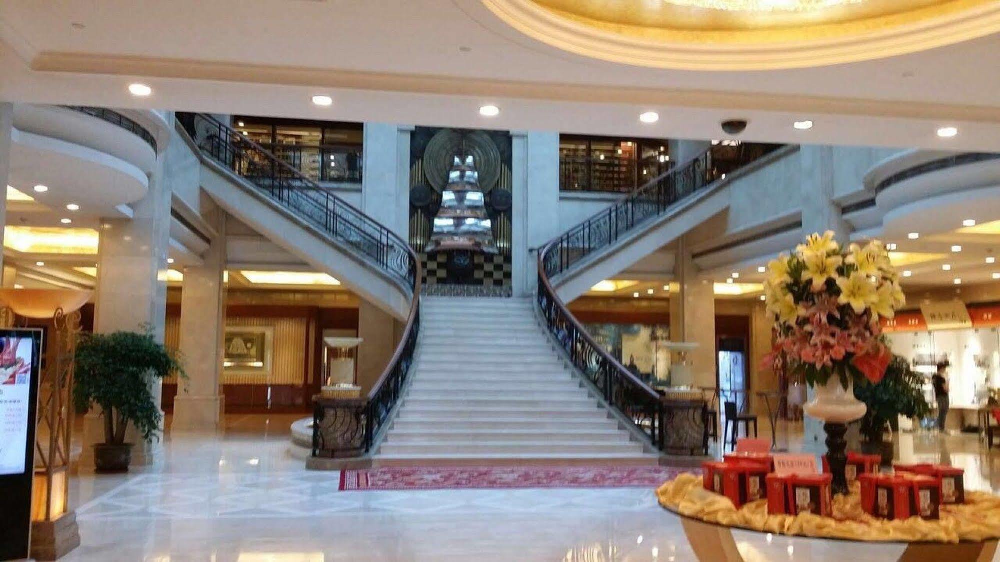 Inn Fine Hotel Dalian Dış mekan fotoğraf
